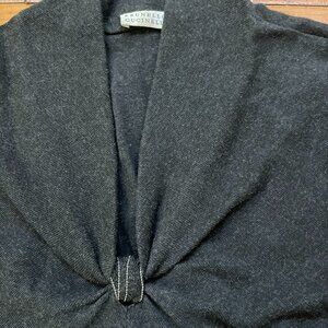 BRUNELLO CUCINELLI CHARCOAL GREY CAP SLEEVE VNECK TOP SHIRT SIZE XS